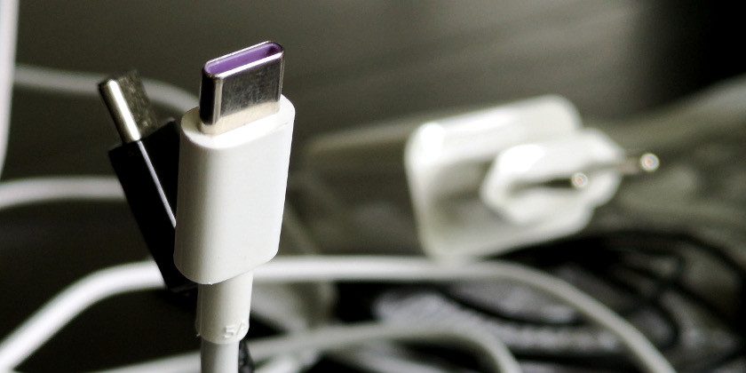 USB-Type-C-Power-Cable-840×500-1